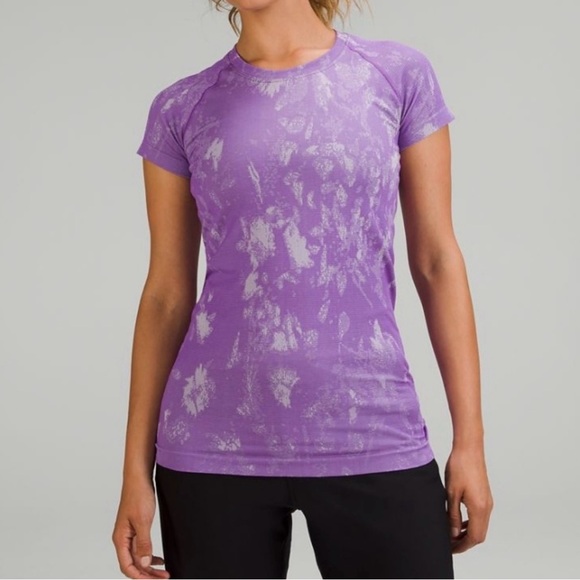 Lululemon Swiftly Tech Short Sleeve Shirt Size 4 - Picture 1 of 8